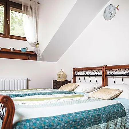 Stajnia Sarnowek Nad Jeziorem Rozany 4*