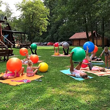 Stajnia Sarnowek Nad Jeziorem Rozany