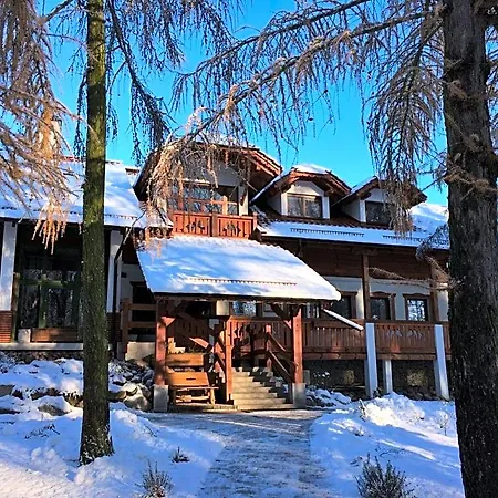 Stajnia Sarnowek Nad Jeziorem Rozany