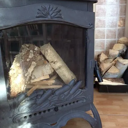 住宿加早餐酒店 Stajnia Sarnowek Nad Jeziorem Rozany Rozajny Wielkie