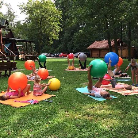 Stajnia Sarnowek Nad Jeziorem Rozany 4*