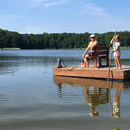 Bed & Breakfast Stajnia Sarnowek Nad Jeziorem Rozany