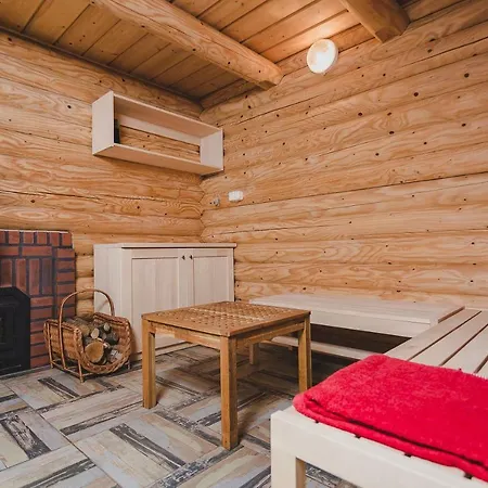 Stajnia Sarnowek Nad Jeziorem Rozany 4* Rozajny Wielkie