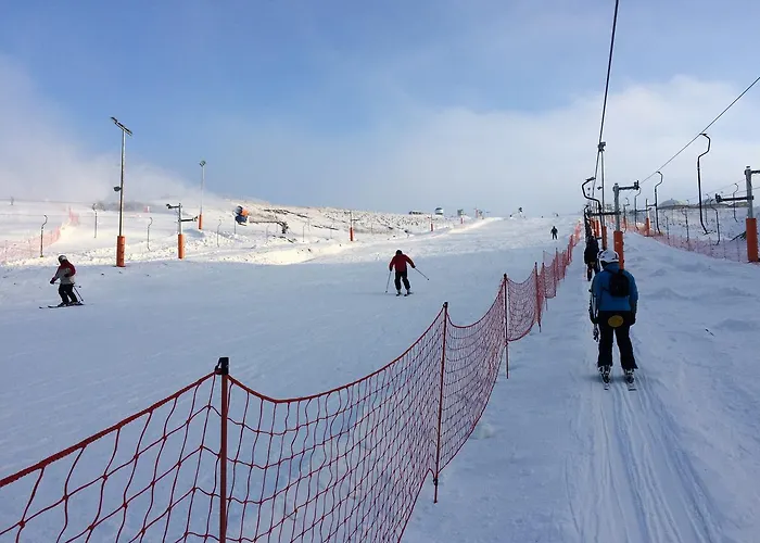 Stajnia Sarnowek Nad Jeziorem Rozany 4*