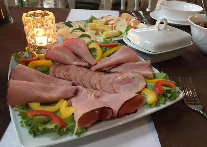 Stajnia Sarnowek Nad Jeziorem Rozany Rozajny Wielkie